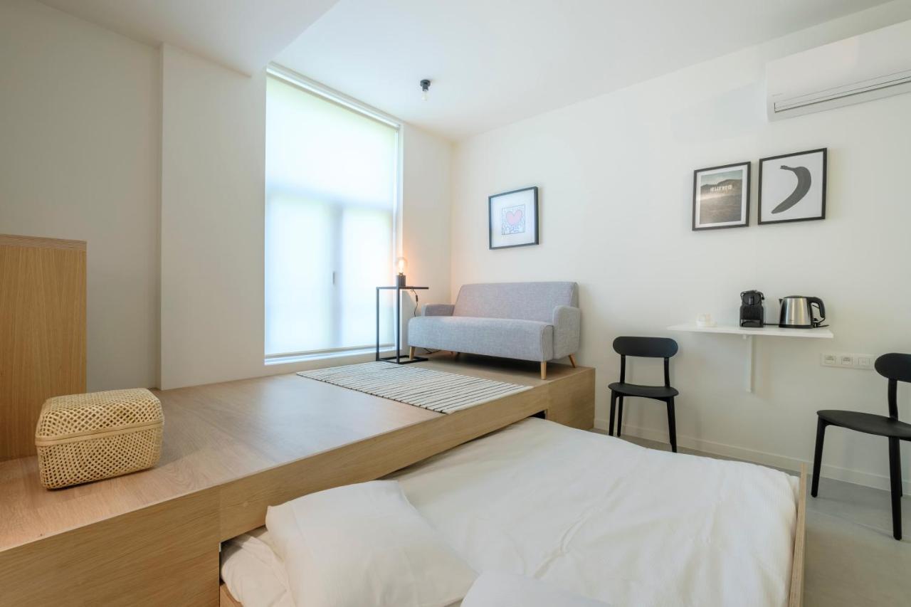 Apartment With View *