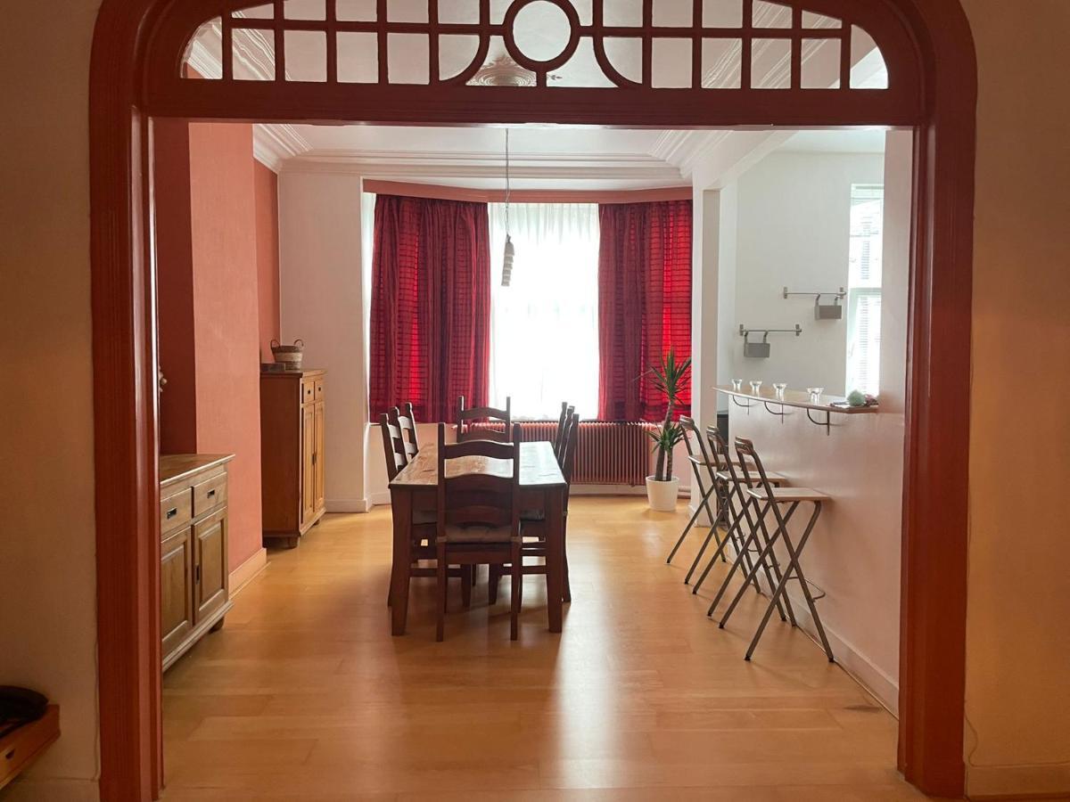 De Charme Dans Maison De Maitre Bruxelloise * Brussels