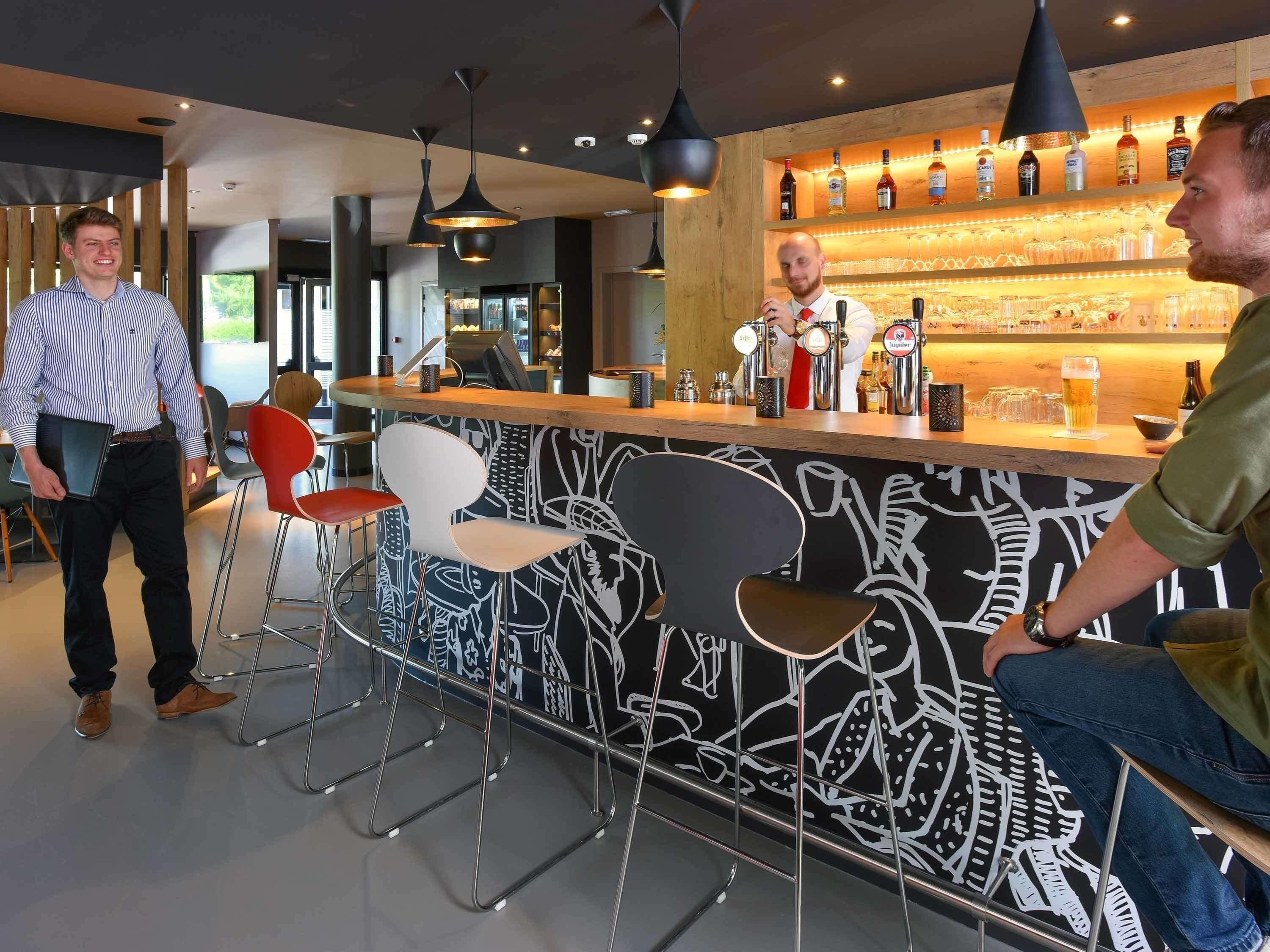 Hotel Ibis Erasmus 3*