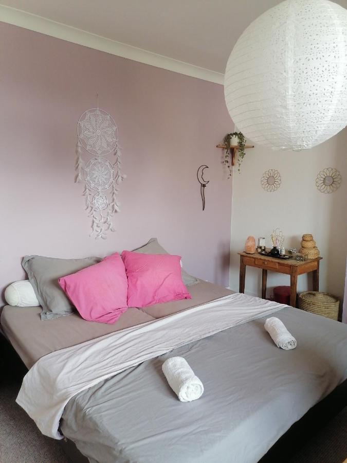 Bed & Breakfast Double Lilas Et Uniquement Femmes Bruxelles