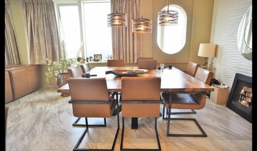 Luxury And Beautiful With Unique Skyview