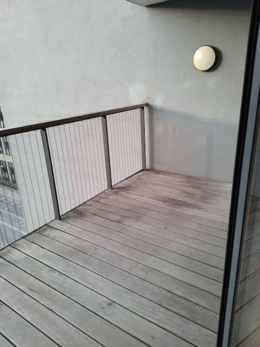 Beautiful 2br/2bar Apartement In European District Brüssel