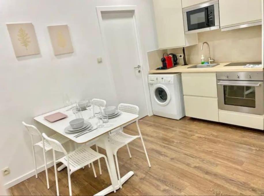 Apartment Minimal - Flat Ad Centre