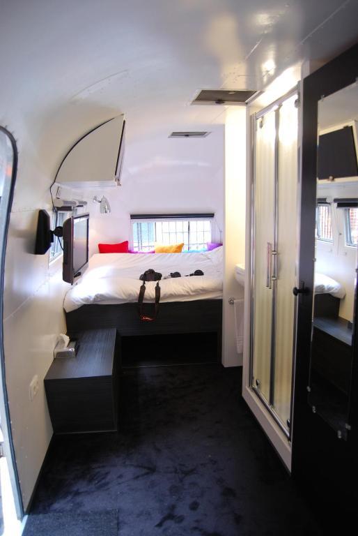 Vintage Airstream Hotel 3*