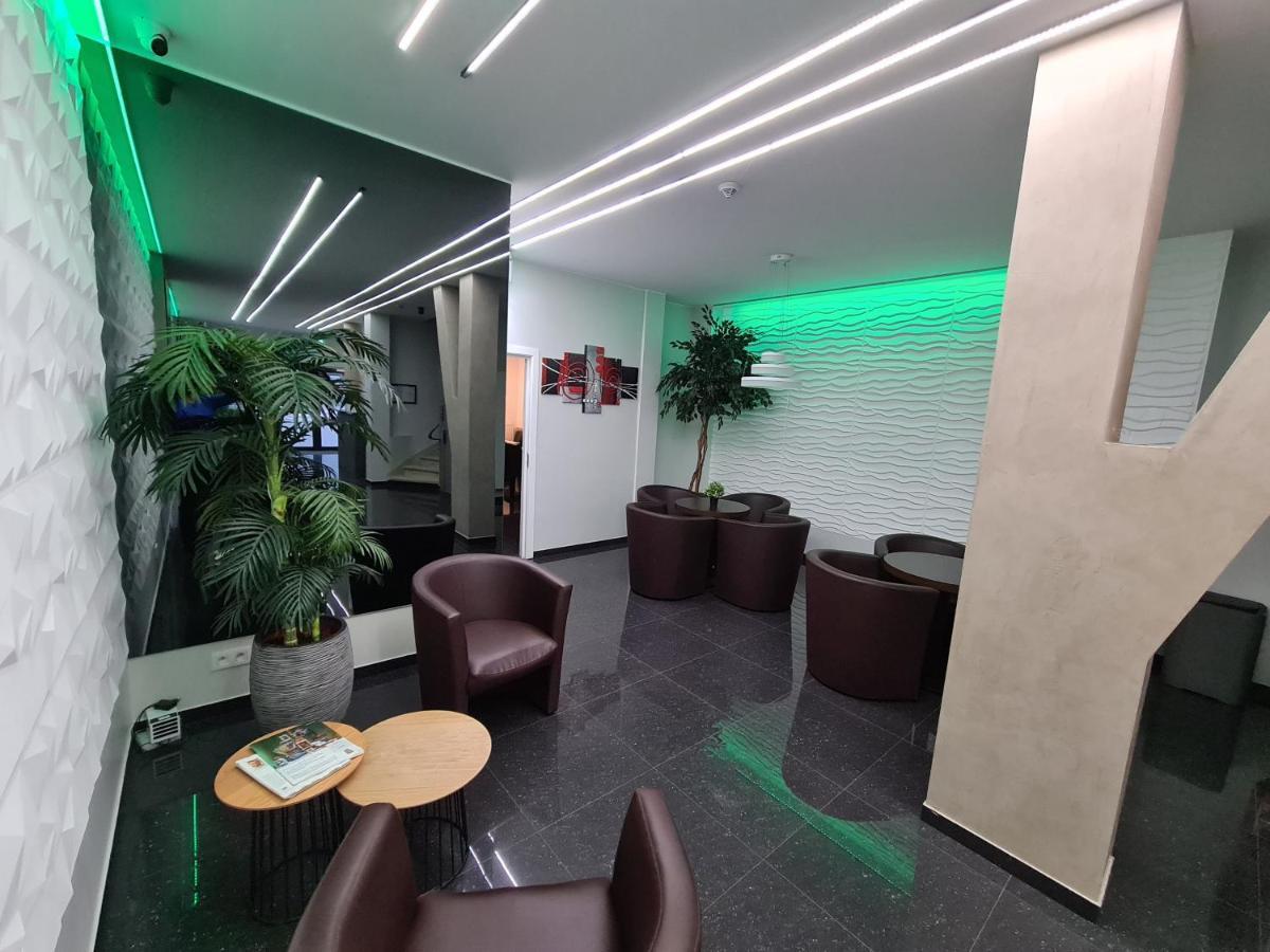 Hotel Center