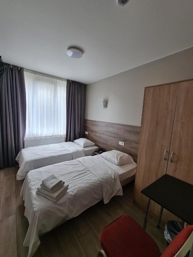Hotel Center 2*