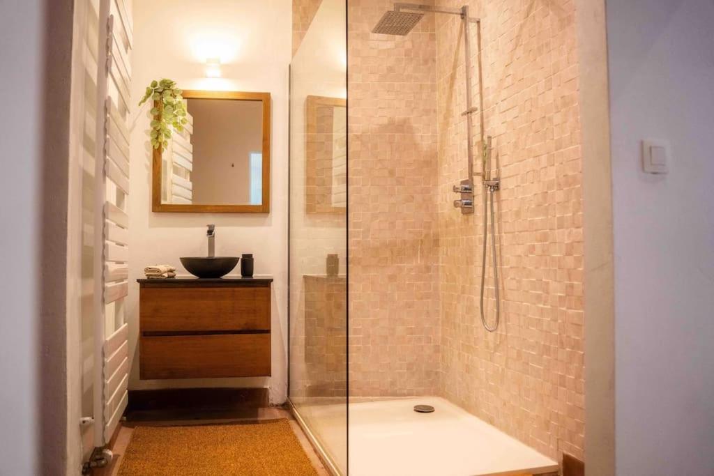 Havre De Paix A :piscine, Sauna, Jacuzzi