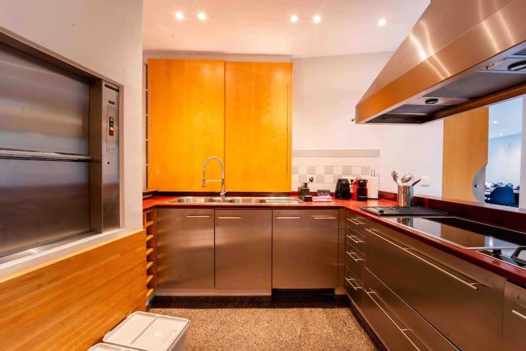 Havre De Paix A :piscine, Sauna, Jacuzzi Villa *