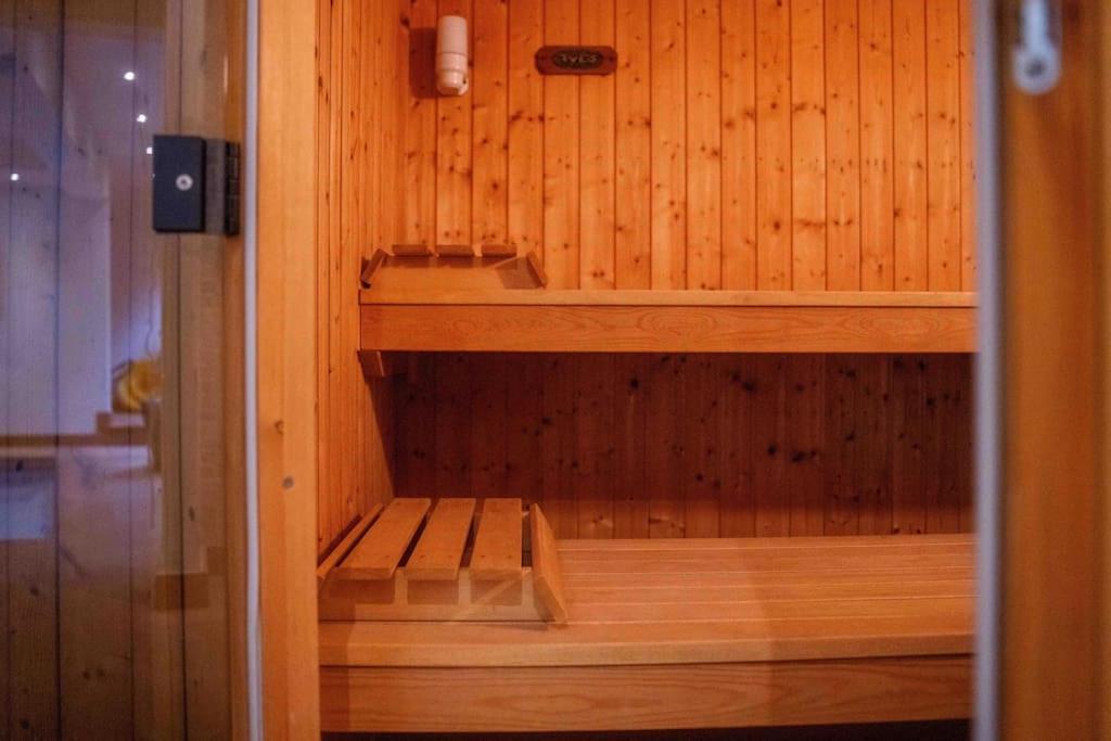 Havre De Paix A :piscine, Sauna, Jacuzzi * Bruxelles