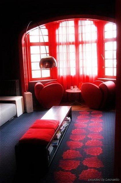 Hotel Monty Small Design