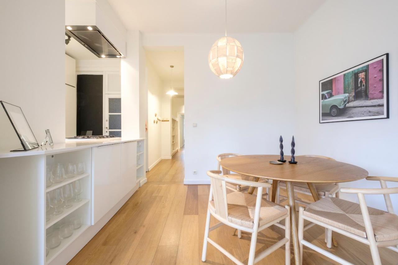 Beautiful 2 Bedrooms Ixelles Ponds Apartment *