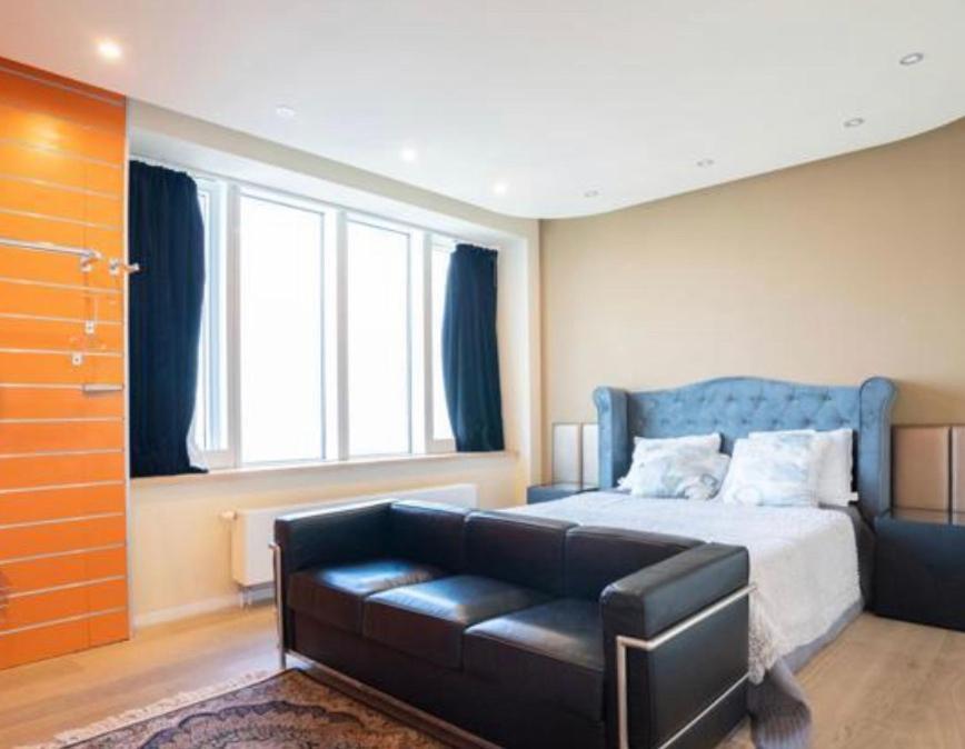Luxury And Beautiful With Unique Skyview Lejlighed