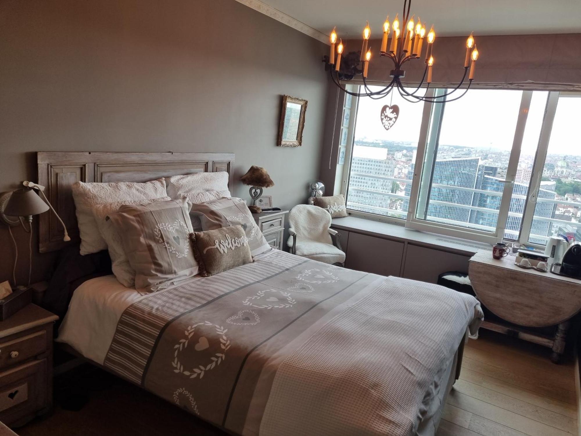 Romantic Room In Brussels Sky Gasthof