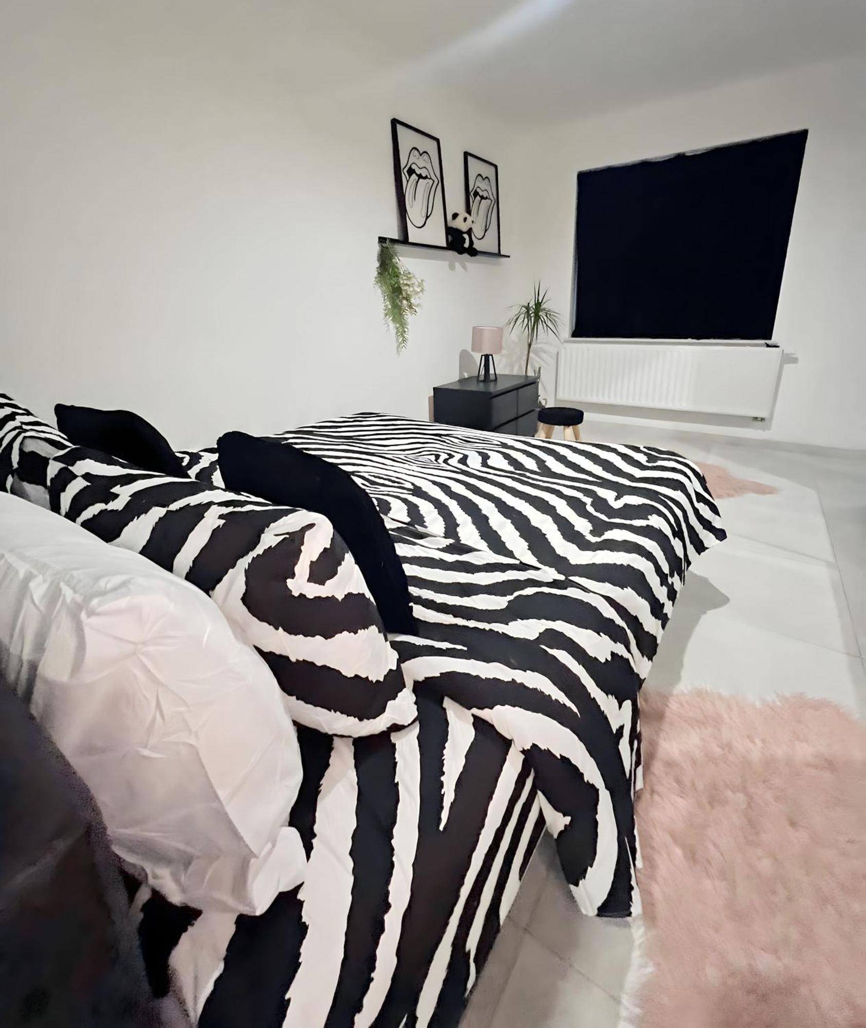 Apartment Midi