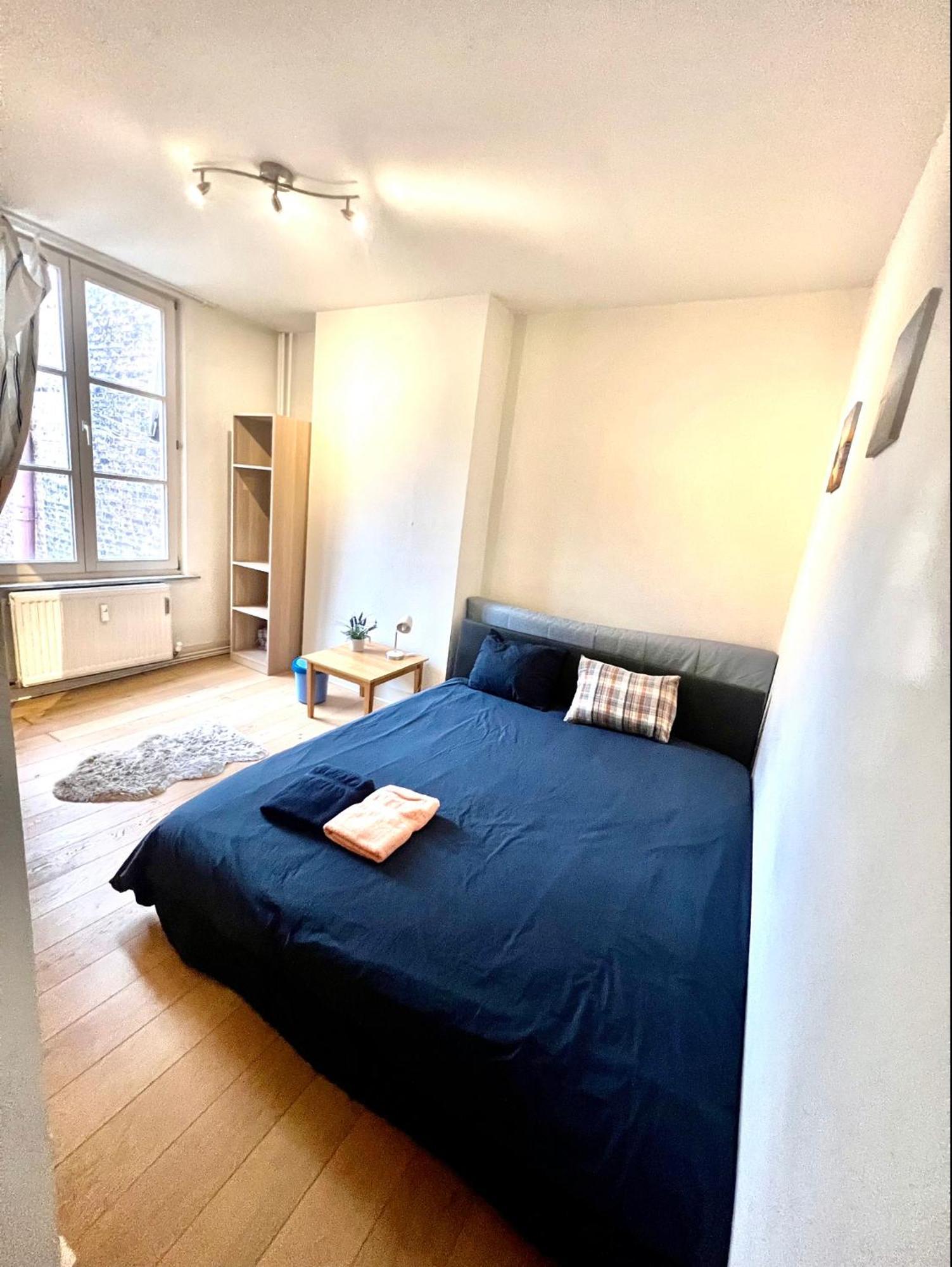 Place De La Liberte Apartment *