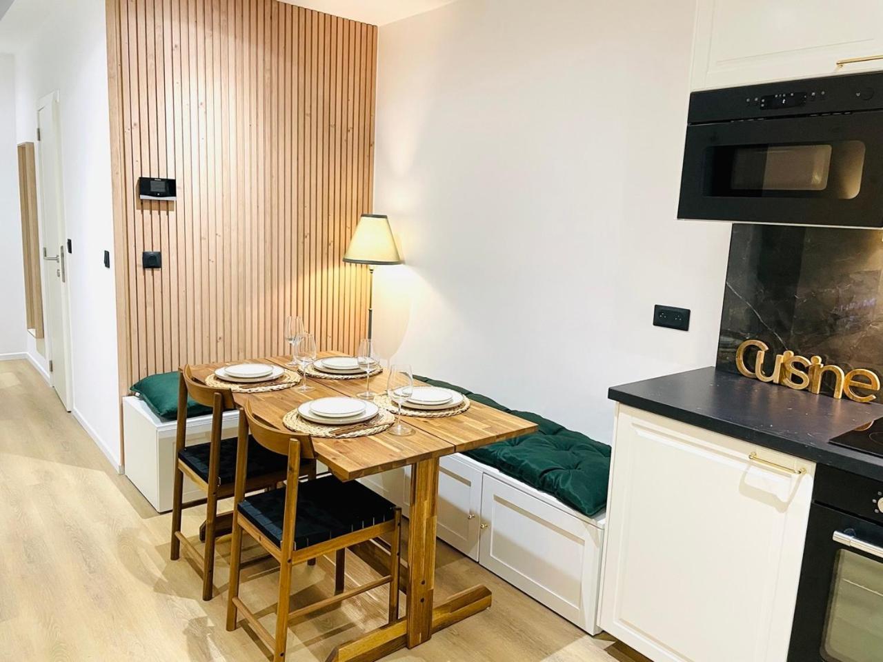 Camus Flats Apartment Brussels