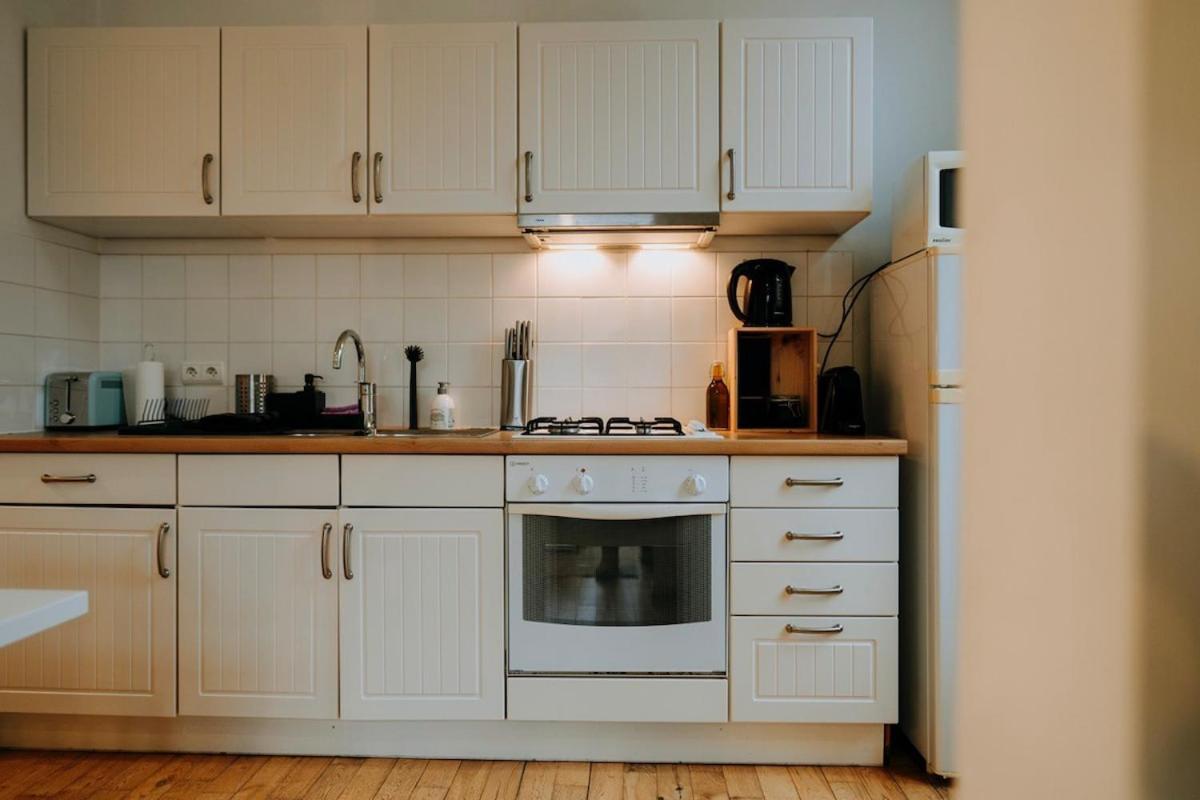 1 Bedroom In Le Chatelain - 2nd Floor Appartamento *
