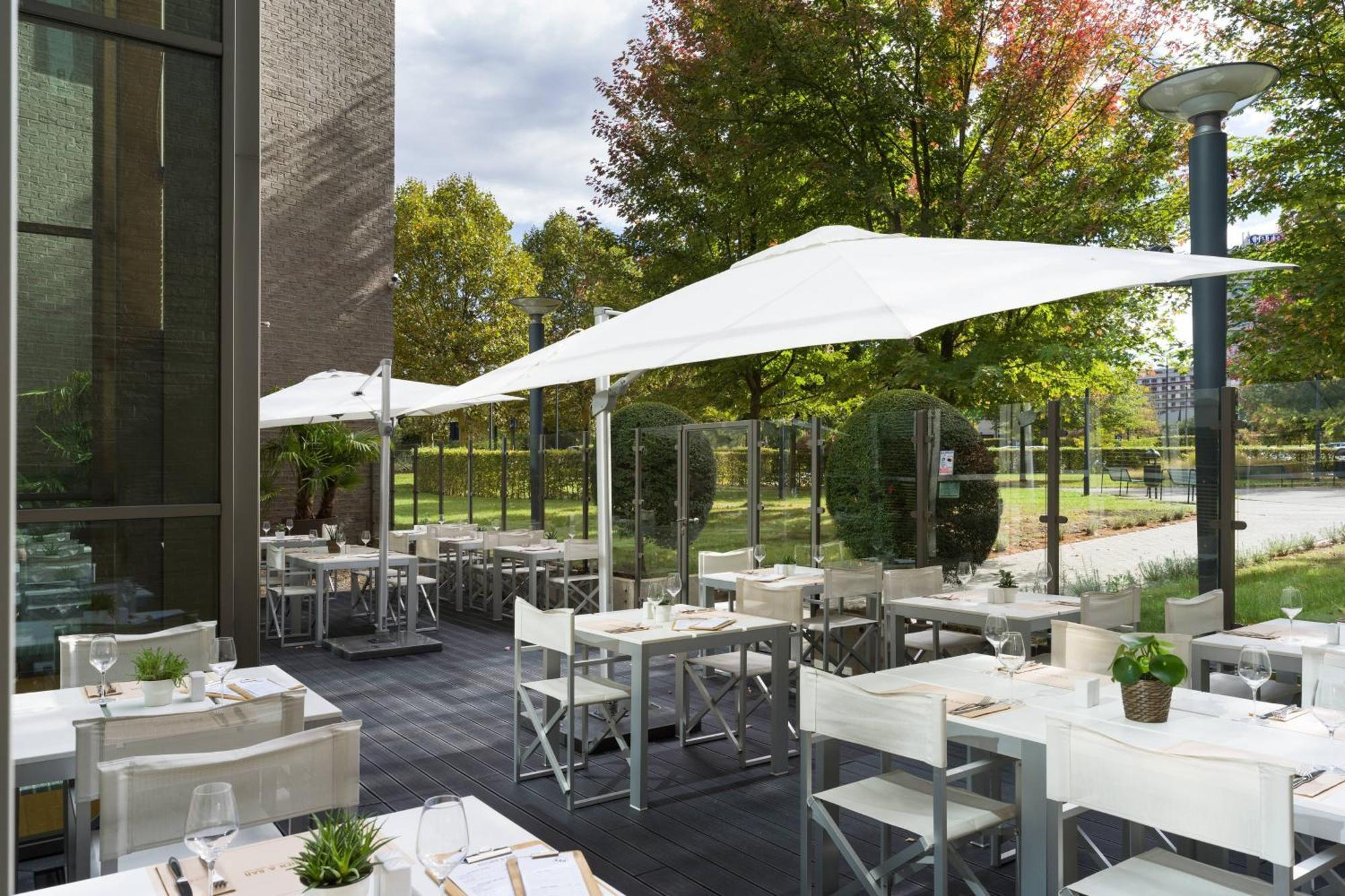 Courtyard By Marriott Brussels Hotel