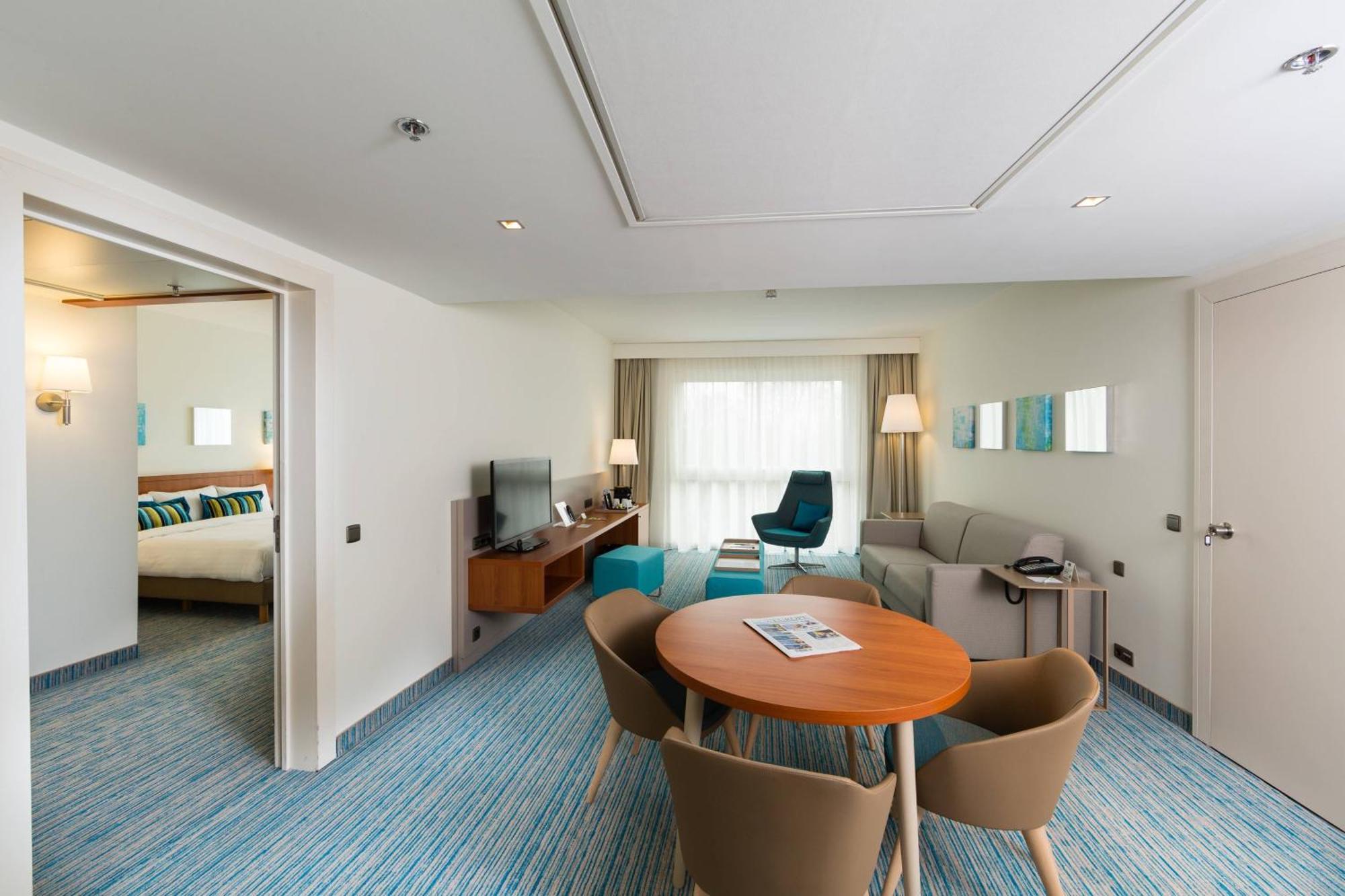 Hotel Courtyard By Marriott Brussels 4*