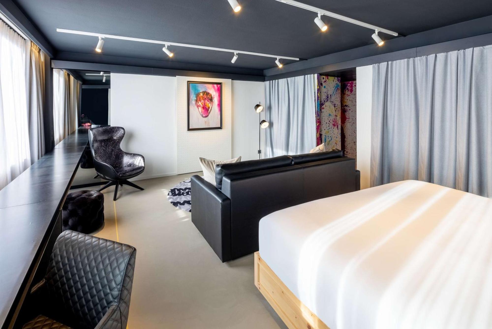 Nh Brussels Bloom Hotel 4*
