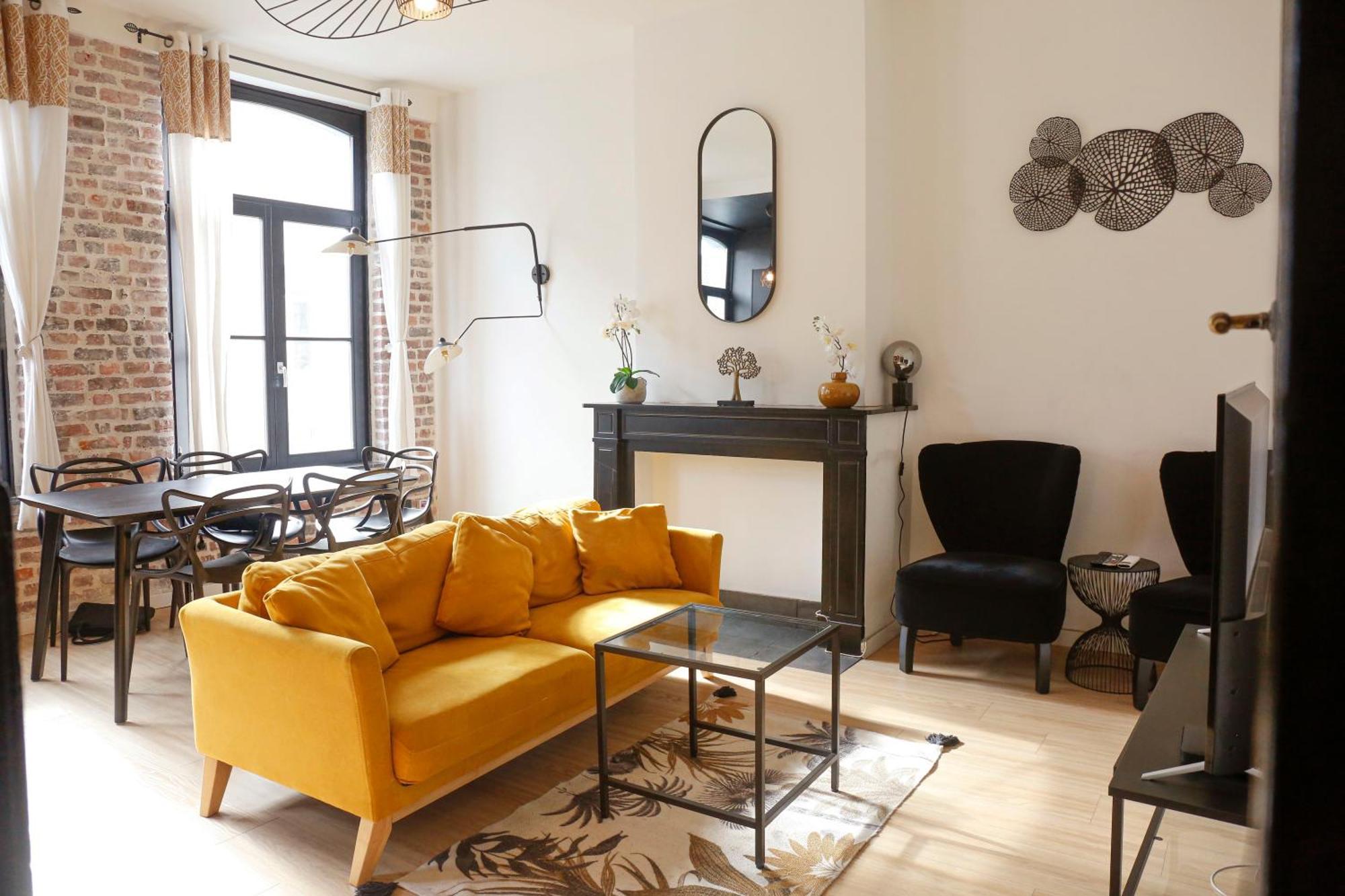 Absolute Charm 3 Bedroom 3 Bathroom With Ac Eu District Appartement *