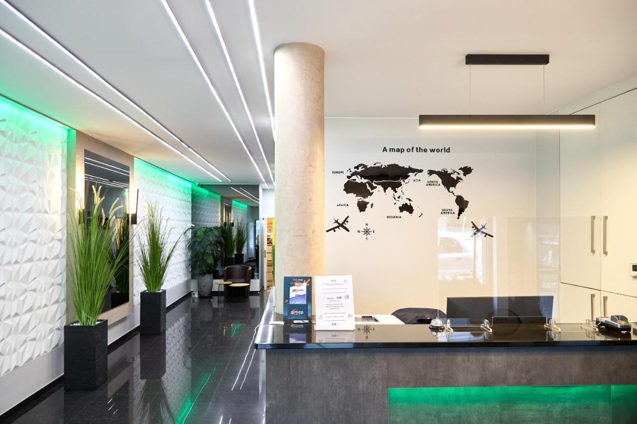 Center Hotel 2*