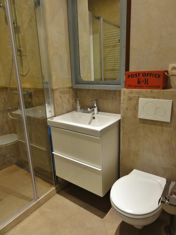 Train Flat Appartement Brussel