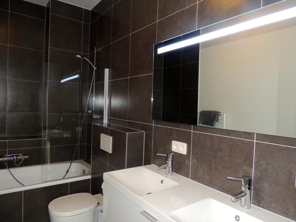 Aparthotel Chambon Suites 2*