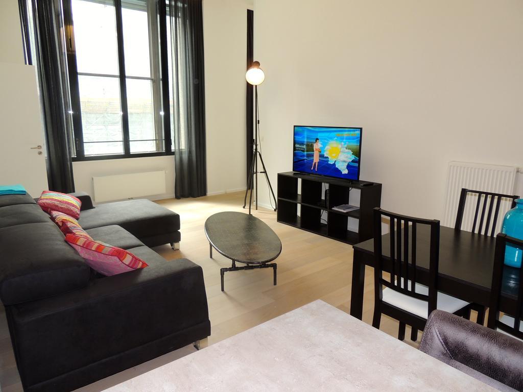 Aparthotel Chambon Suites 2*