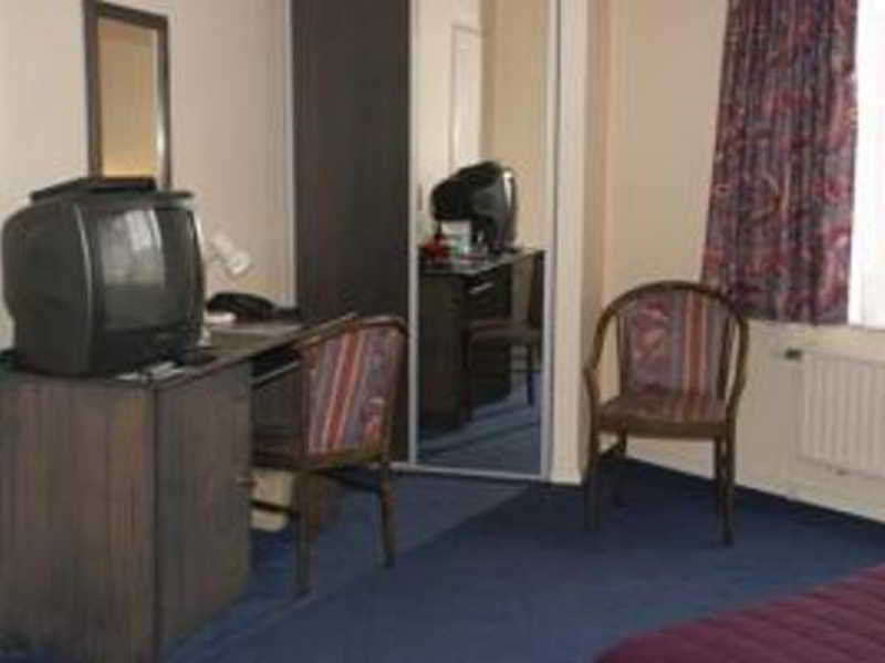 Beau Site Hotel