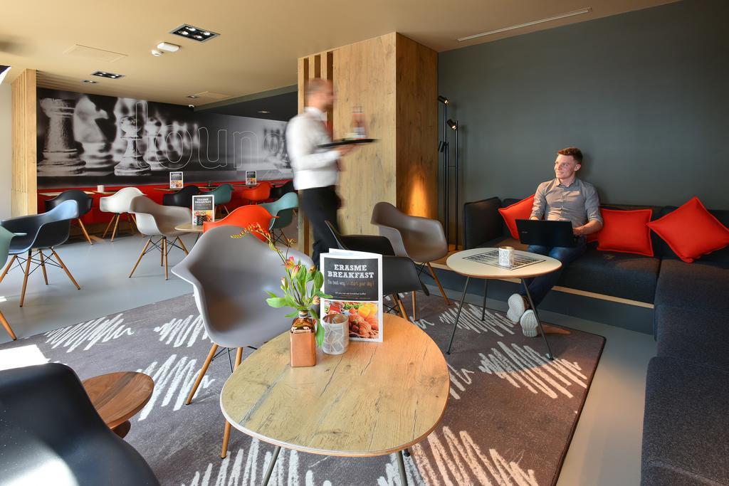 Ibis Erasmus Hotel 3*
