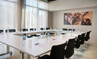 Expo Hotel