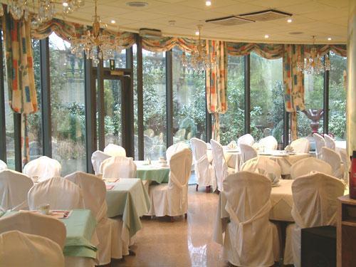 Hotel Ibis Centre Chatelain 3*