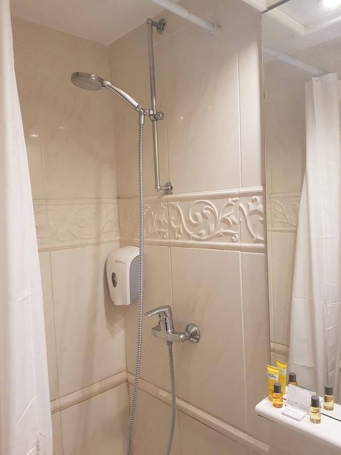 Madeleine Budget Grand Place Hotel *