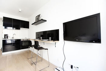 Louise Apartment *