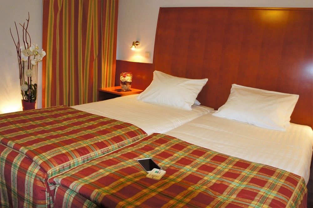 Hotel Ibis Erasmus 3*