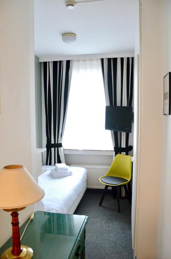 Madeleine Budget Grand Place Hotel *