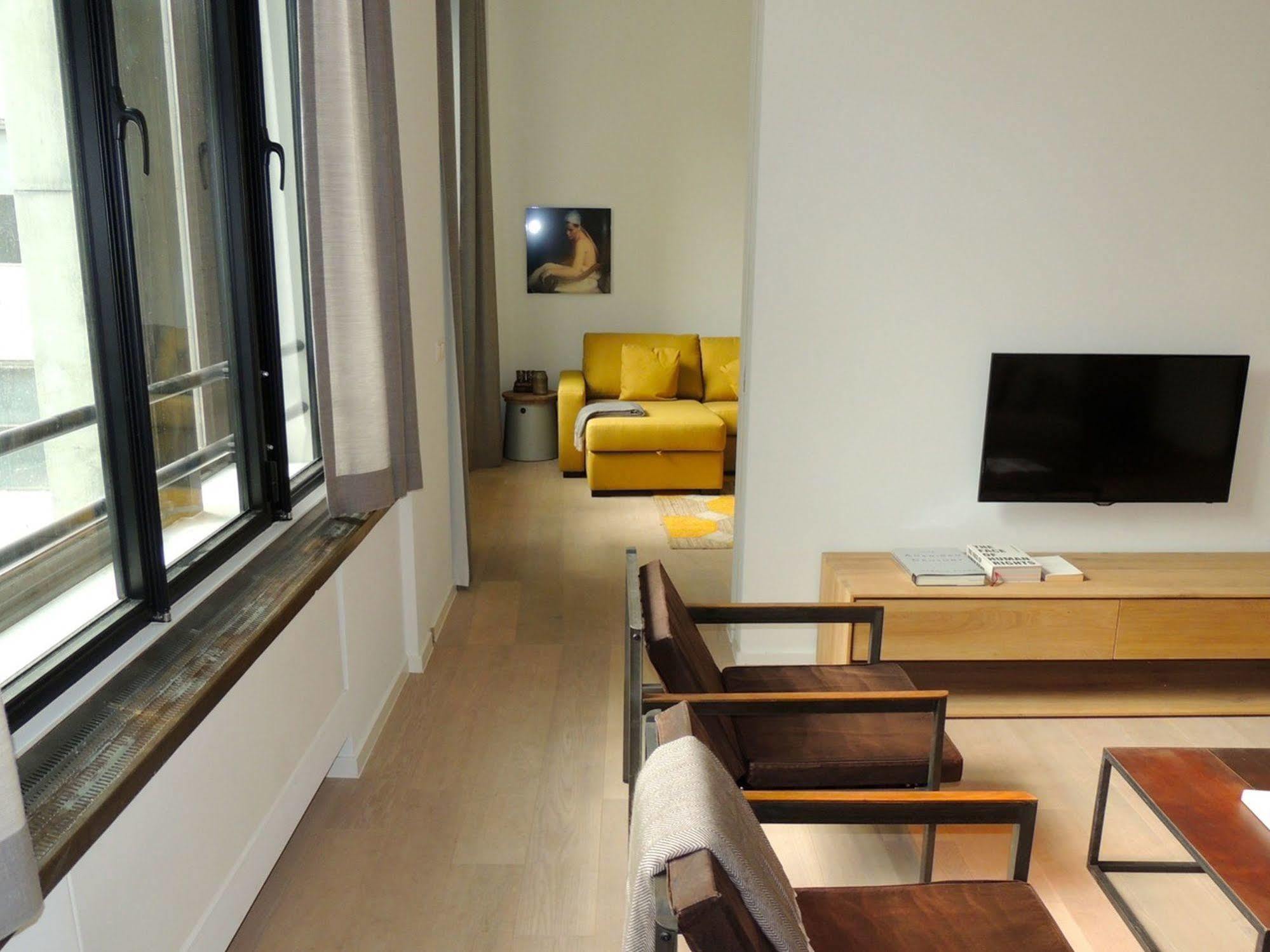 Chambon Suites Aparthotel 2*