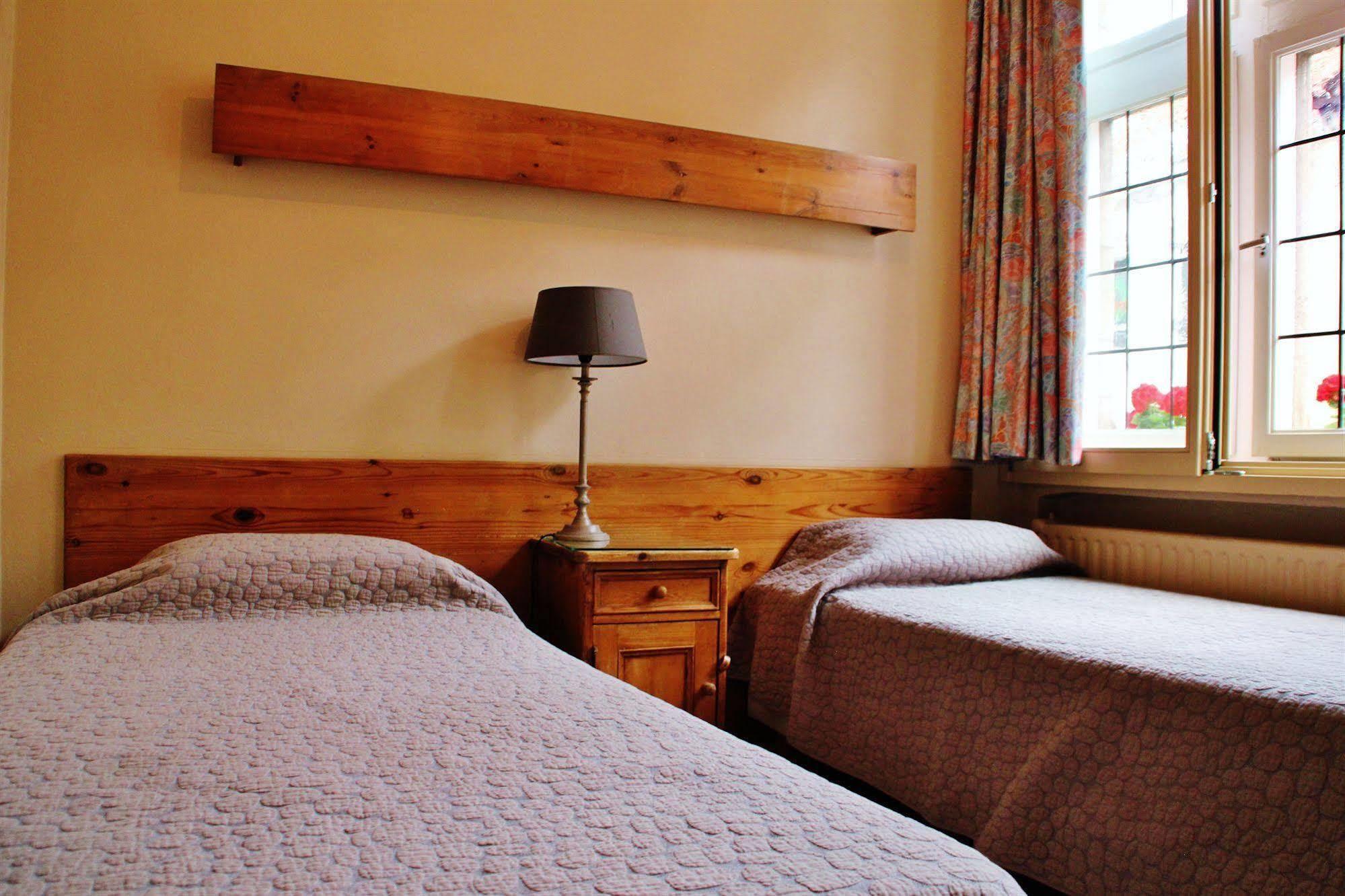 La Vieille Lanterne Hotel *