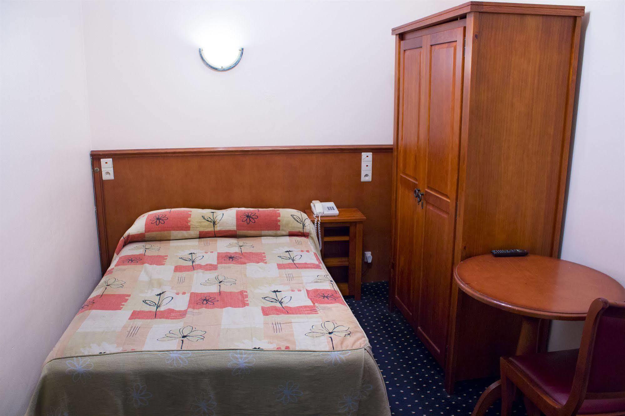 Hotel Continental 2*