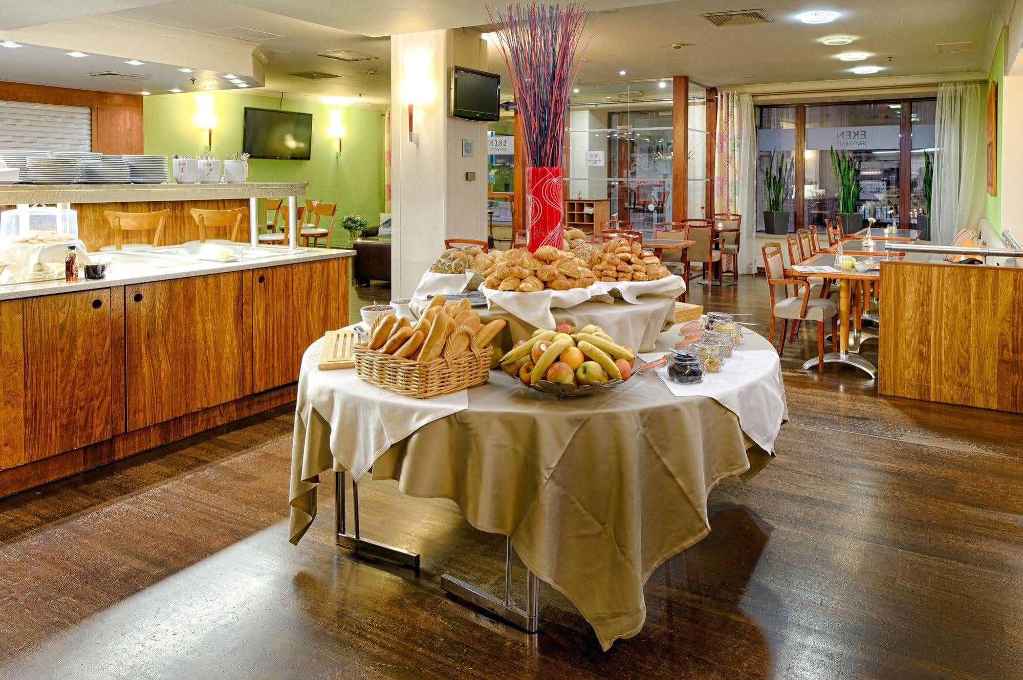 Numa Royal Galleries Hotel 4*