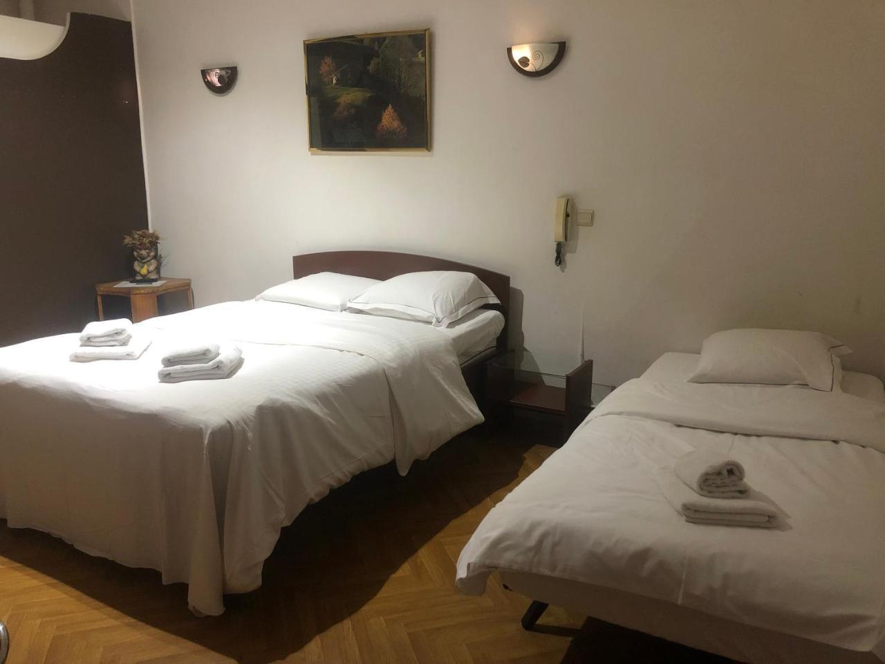 Le Grand Colombier 2* Brussels