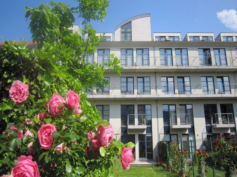 Axl Flathotel Continental Aparthotel 3*