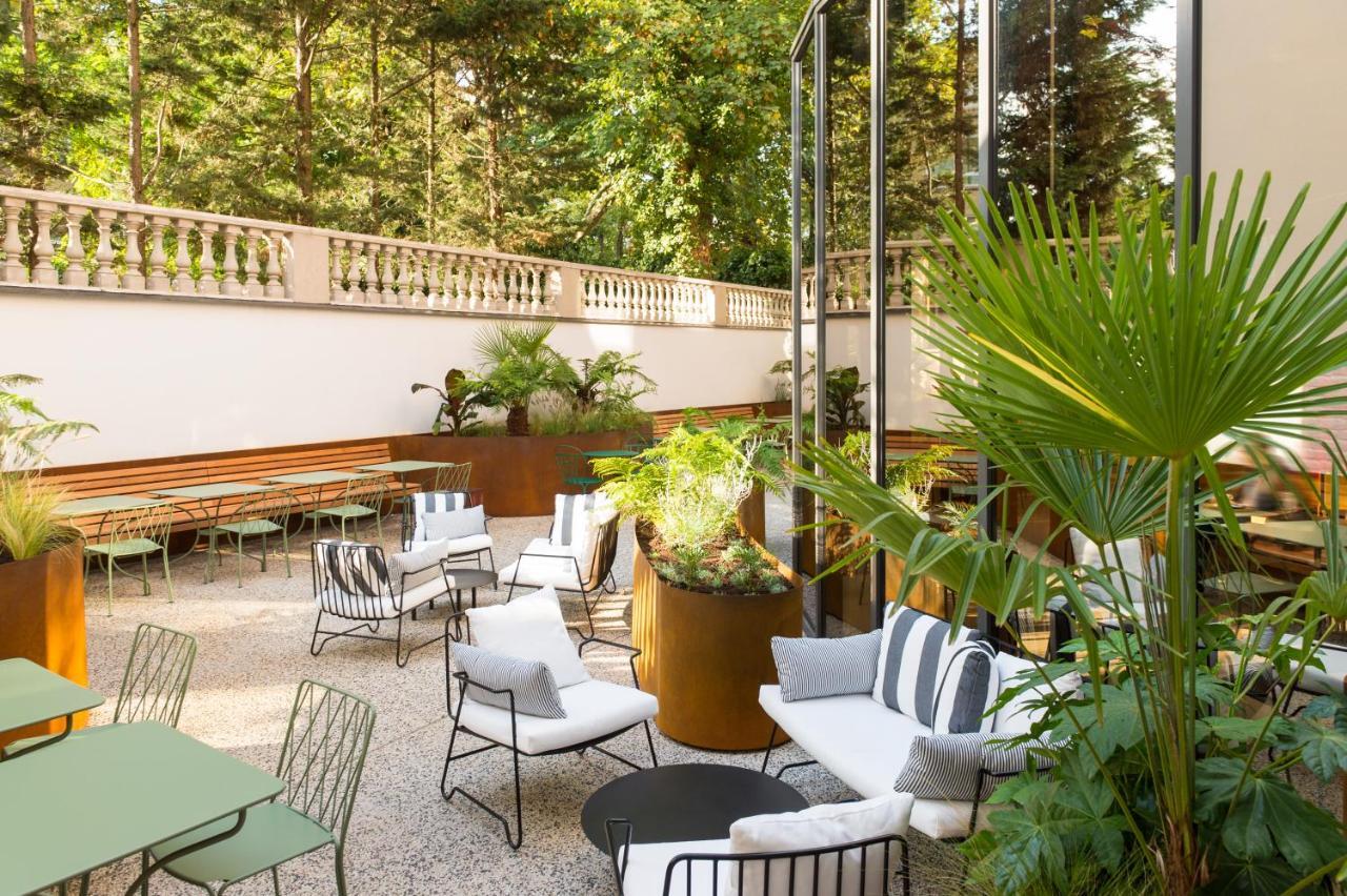 Ibis Centre Chatelain Hotel 3*