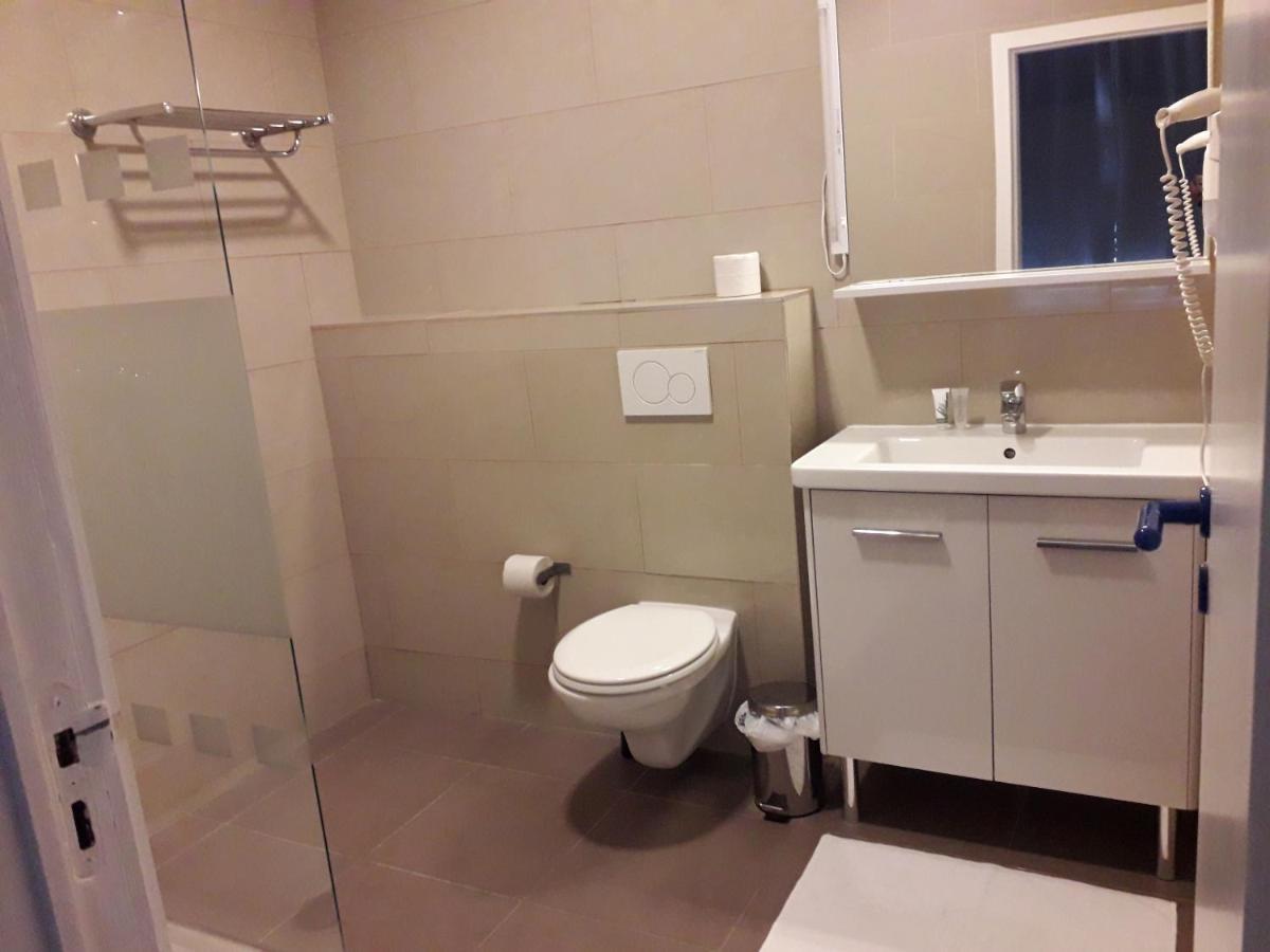 Hotel Van Strombeek 2*