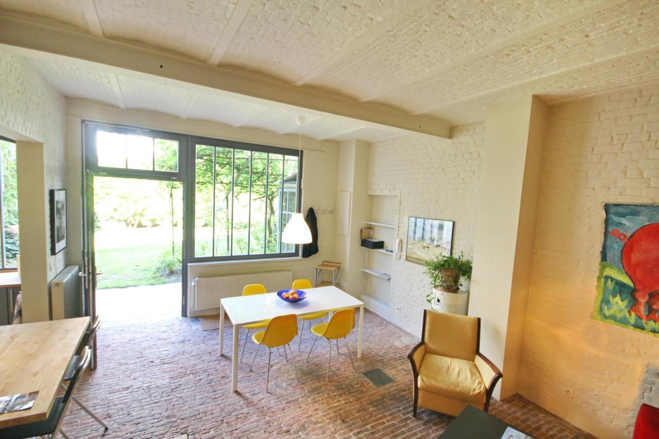 La Maison Du Fond Du Jardin * Bruxelles