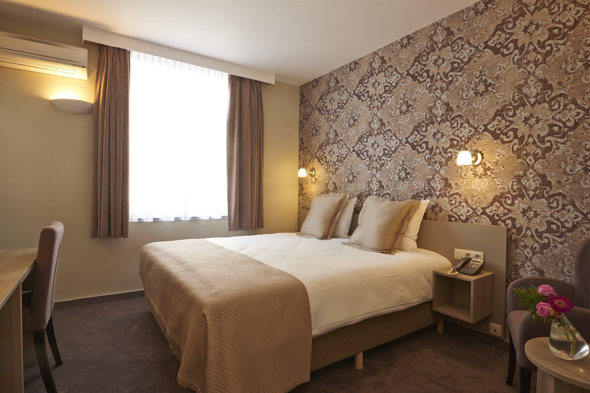 Leopold Eu Hotel