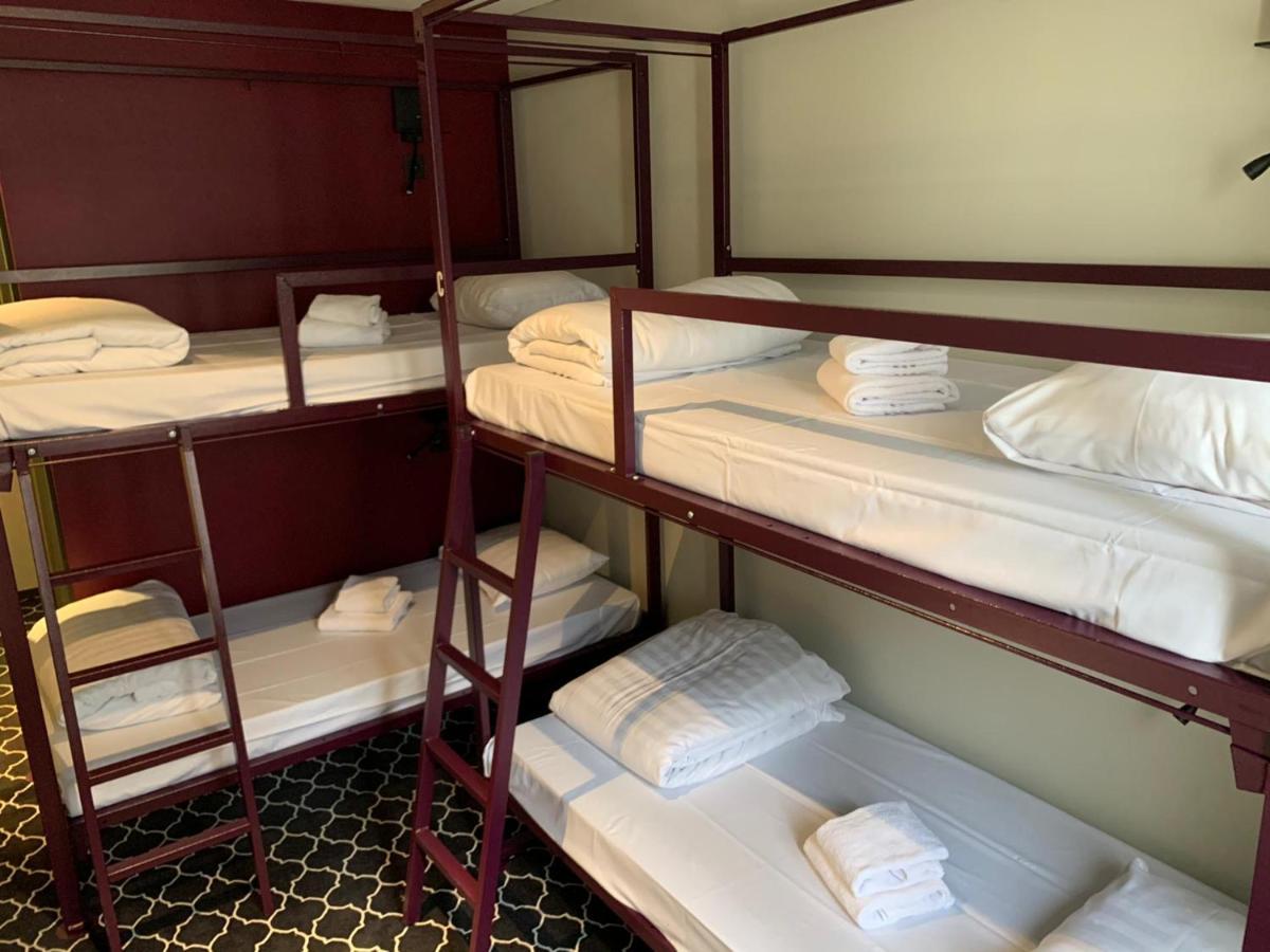 Safestay Grand Place Hotel