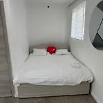 Qozyroom