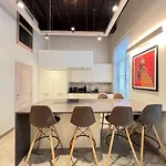 Luxury On Rue Haute